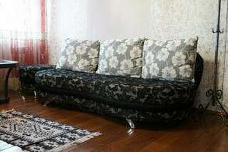 Гостиница Гостевой дом литейщика Никуличева Суздаль Бюджетный трехместный номер-1