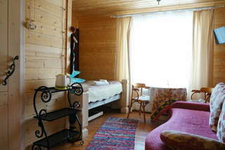 Гостиница Гостевой дом литейщика Никуличева Суздаль Семейный номер-1